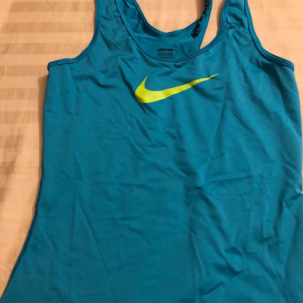 Nike Pro tank top